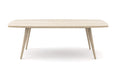 Table de salle à manger - Une pièce maîtresse d'inspiration danoise pour votre salle à manger, avec un magnifique plateau en forme de bateau, des pieds évasés et un r