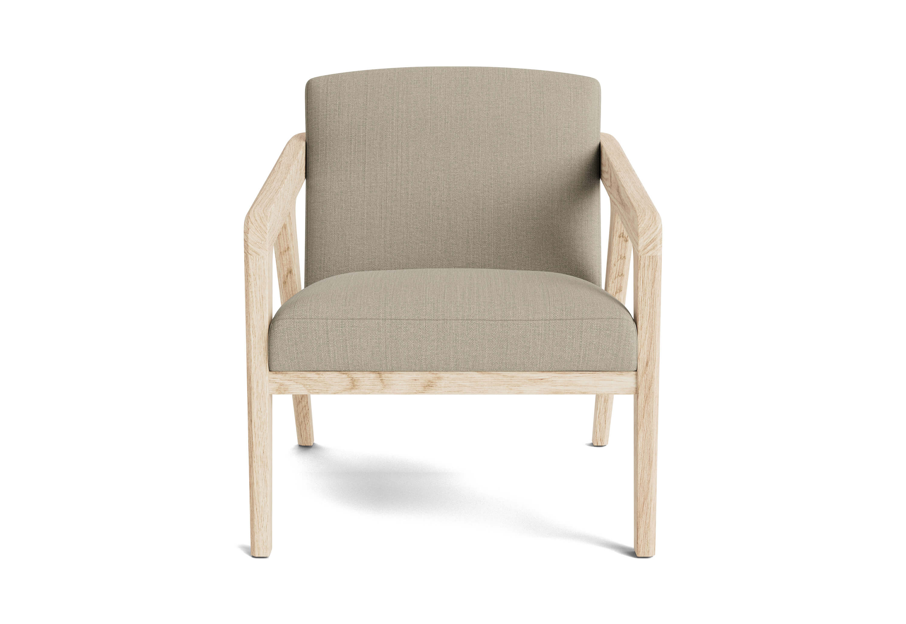 Fauteuil Burr en latex naturel – Ses courbes douces confèrent un aspect aérien à l'assise spacieuse et à l'artisanat du bois robuste du Burr.