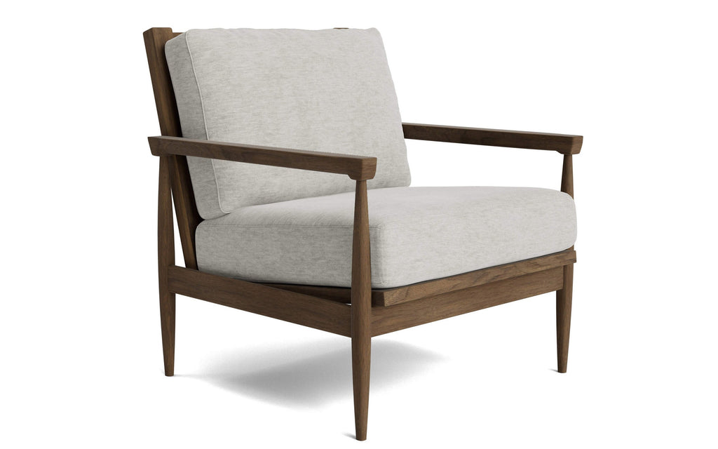 Fauteuil d'appoint en latex naturel – Des détails élégants et faits à la main, comme des bords chanfreinés et un dossier en échelle, font de ce fauteuil un héritage